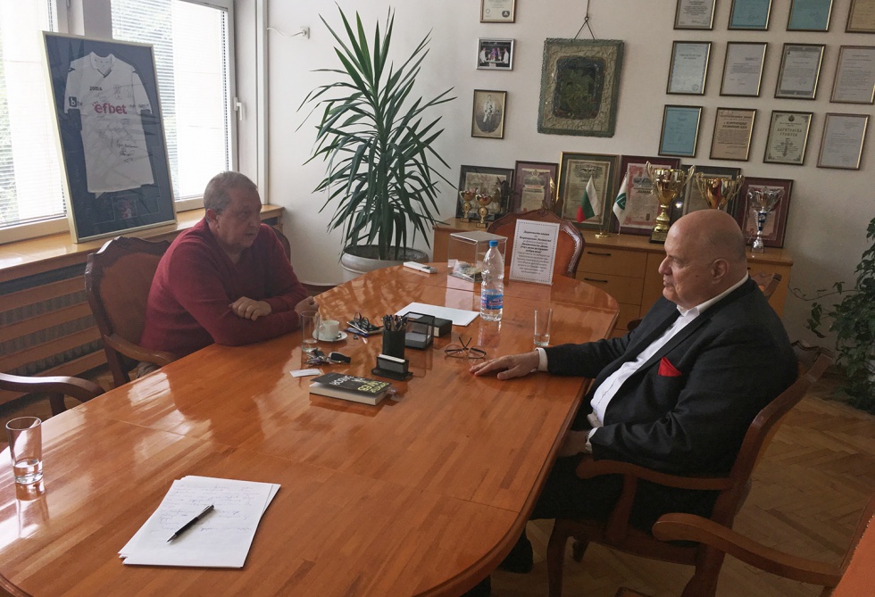Александър Александров - спомоществувател на втората книга на Петър Пунчев